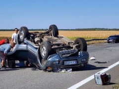 На трасі Київ – Одеса перевернулася автівка з дитиною