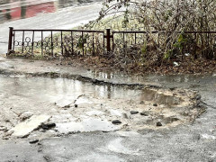 Великі озера: жителі Боярки скаржаться на жахливі дороги (ФОТО)