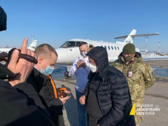 У "Борисполі" екстрено посадили літак з топфігурантом справи Приватбанку