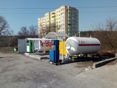 Завдяки небайдужим громадянам Вишгорода закрили незаконну АЗС (ФОТО)