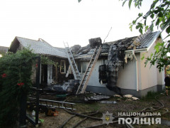 На Бориспільщині спалахнув будинок відомого борця з корупцією (ФОТО)
