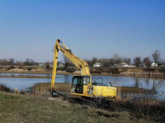 У Баришівському районі розчищають водойму 