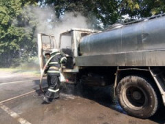 Біля Тетієва загорівся ЗІЛ