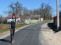 На Переяславщині майже за мільйон гривень заасфальтували дорогу 