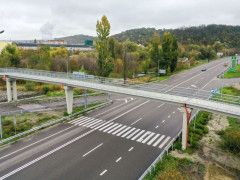 В Обухові збудували пішохідний міст над автотрасою (ФОТО)
