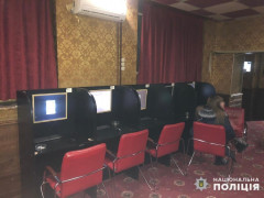 У Васильківському та Іванківському районах правоохоронці викрили два підпільні гральні заклади (ФОТО)