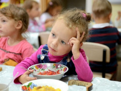 В Обухівських школах обіди стали платними
