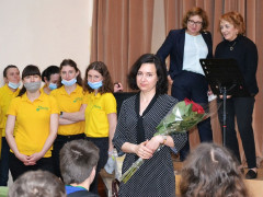 У Броварах відома диригентка з США навчатиме дітлахів музиці