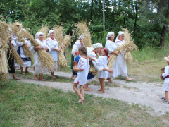 Бобрицький фольклорний гурт відтворив давню українську традицію