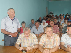 Трудовий колектив КП БМР "Білоцерківський вантажний авіаційний комплекс" проти зміни нинішнього керівника підприємства (ФОТО)