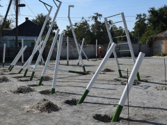 У Переяслав-Хмельницькому замість згорілого кінотеатру будують спортмайданчик (ФОТО)