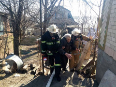 У Тетієві пожежники врятували з вогню чоловіка, який має вади зору 