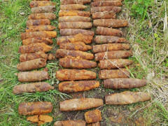 У Фастівському районі знайшли арсенал артилерійських снарядів (ФОТО)