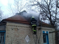 У Баришівському районі через несправне пічне опалення загорівся будинок
