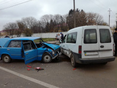 У Сквирському районі зіткнулись два автомобілі