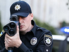 На Київщині правоохоронці фіксують швидкість руху автотранспорту