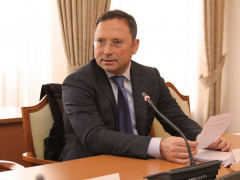 Нардеп Колюх розвів бурхливу діяльність у школах Київщини