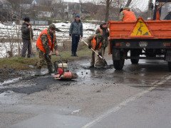 У Миронівці ремонтують дорогу