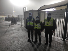 Поліцейські слідкували за порядком під час футбольного матчу в Ковалівці (ФОТО)