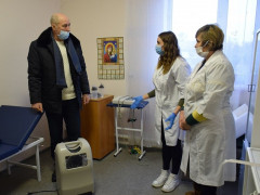 На Яготинщині амбулаторії подарували кисневий концентратор