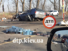 Поблизу Броварів у ДТП загинув водій легковика (ВІДЕО)