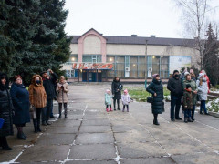 У Кагарлику засвітили вогні головної ялинки міста (ФОТО)