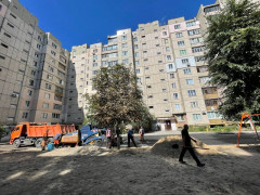 В Ірпені добігає кінця ремонт ще однієї прибудинкової території (ВІДЕО)
