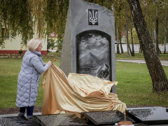 У Вишгороді відкрили пам'ятник захисникам України