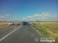 На Київщині сталася смертельна ДТП: жінка та чоловік загинули на місці події