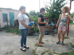 У Рокитнянській ОТГ соцпрацівники відвідали п’ять сімей