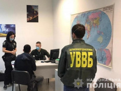 У "Борисполі" громадянин Туркменістану намагався підкупити прикордонника