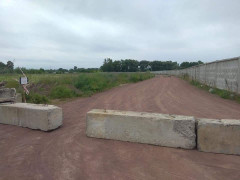 На Вишгородщині місцеві жителі через незаконно встановлений паркан не мають доступу до річки