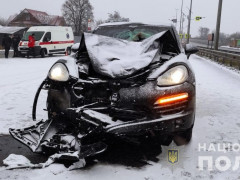 Поліція з'ясовує обставини смертельної ДТП на Макарівщині