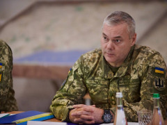 Лікарі, фельдшери, медсестри та ветерани медичної служби вітаю всіх вас із професійним святом
