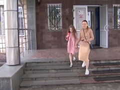 Дитячий секс-скандал: матір 8-річної блогерки викликали в Ірпінське відділення поліції (ВІДЕО)
