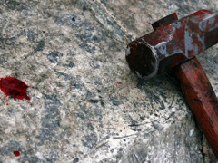 У Сквирському районі чоловік завітав у гості до товариша та забив його молотком