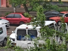 Озброєна банда розстріляла маршрутку в Броварах (ФОТО, ВІДЕО)