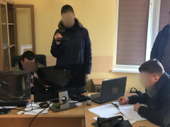 Кіберполція затримала жителя Київщини, який викрав півмільона гривень   