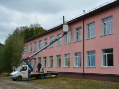 На Переяславщині за півтора місяця перекрили дах школи