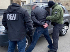 На Київщині злочинці хотіли продати нелегальну зброю з ООС (ВІДЕО)