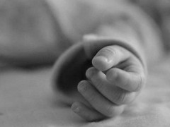 У Тетієві в квартирі рятувальники знайшли мертву дитину