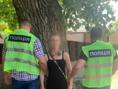 У Гостомелі жінка продавала місцевим жителям наркотики (ФОТО)