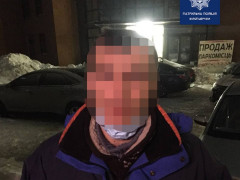 На Київщині чоловік "забувся" заплатити за пальне на АЗС
