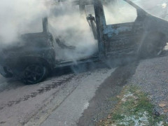 На Броварщині вогонь з автівки перекинувся на будинок і мало його не знищив (ФОТО)