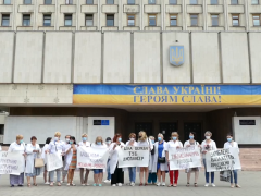 Працівники Білоцерківського тубдиспансеру пікетують Київоблраду (ВІДЕО)