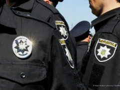 У Києво-Святошинському районі затримали агресивного пішохода з рушницею (ФОТО)