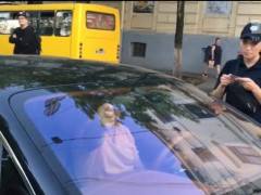 Хамло на Bentley: власником авто виявився брат скандального депутата Києво-Святошинського району (ВІДЕО)