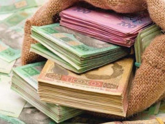 На Київщині найбільші доходи має мер Обухова, а найменші - голова Фастівської міськради (ФОТО)  