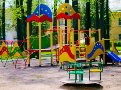 В Ірпені стався вибух поряд із дитячим майданчиком
