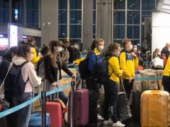 У "Борисполі" загострюється ситуація з потоком евакуйованих громадян (ФОТО)